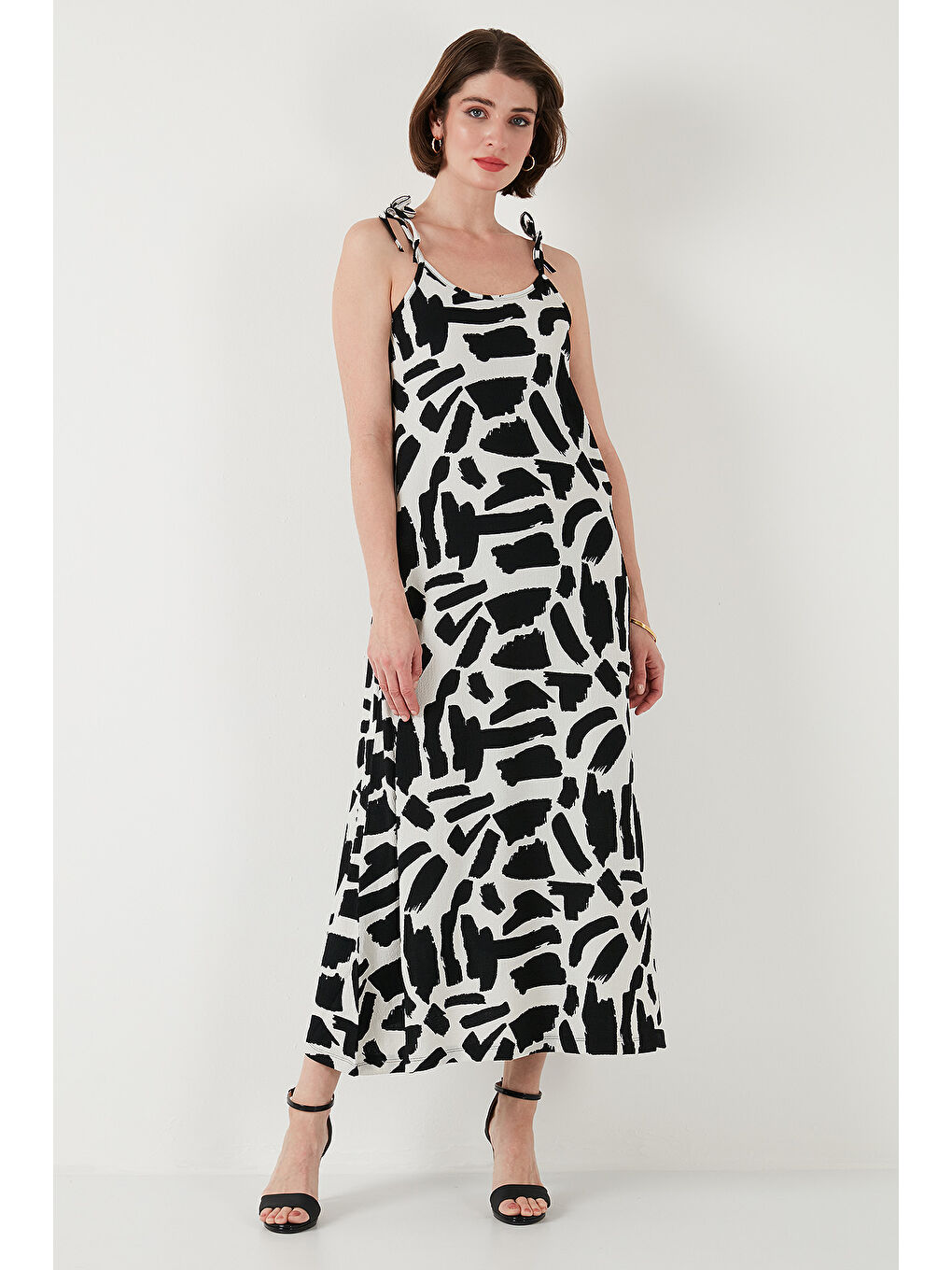 Siyah Desenli Midi Boy Oversize Fit Bağlamalı İp Askılı Bisiklet Yaka Elbise 5869009-5