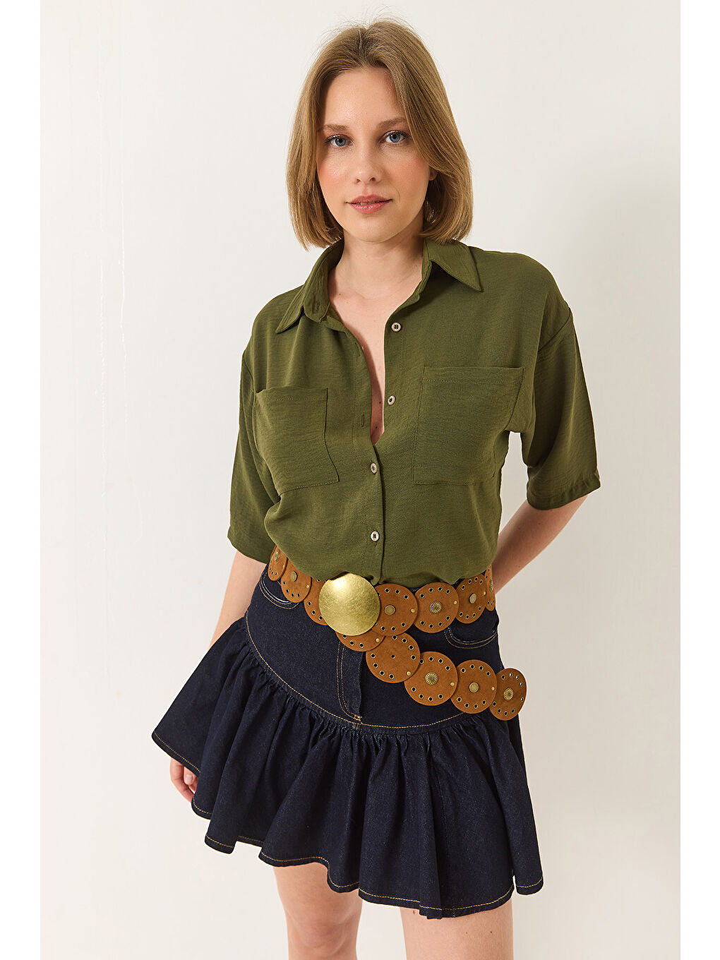 Yeşil Kadın Çift Cep Detaylı Keten Aerobin Oversize Kısa Gömlek-4