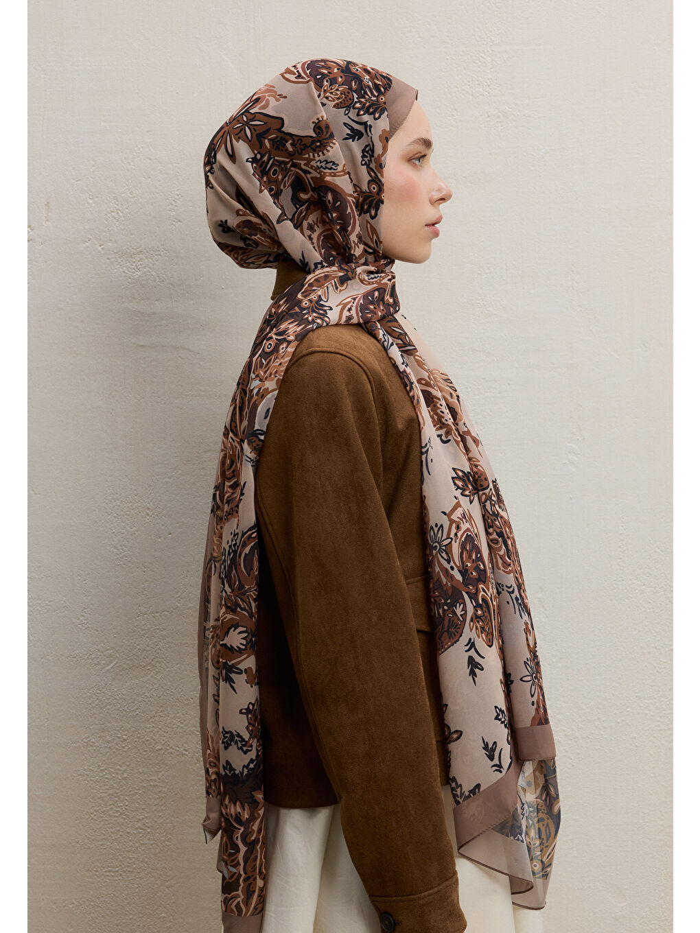 Bej Wıld Flora Desen İpek Krep Şal Vizon-4