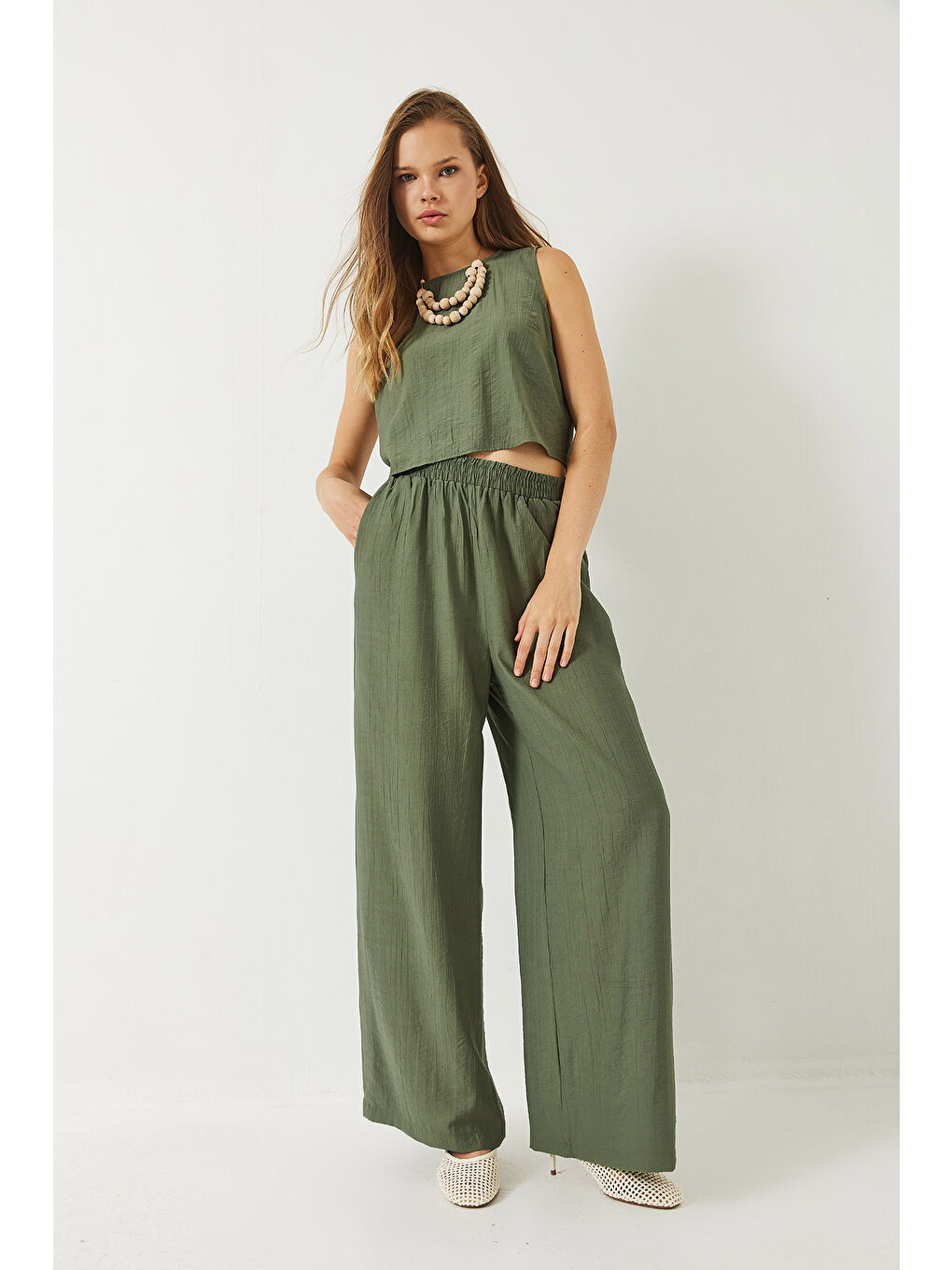 Haki Kadın Bağlama Detaylı Yelekli Yüksek Bel Pantolonlu Yazlık Alt-Üst Takım-3