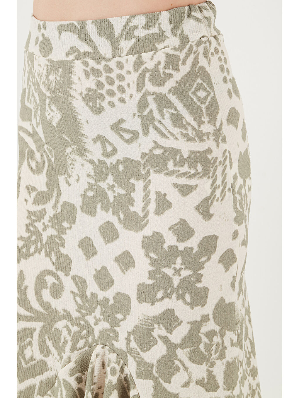 Yeşil Regular Fit Desenli Yüksek Bel Volanlı Midi Boy Yırtmaçlı Etek 5869013-4