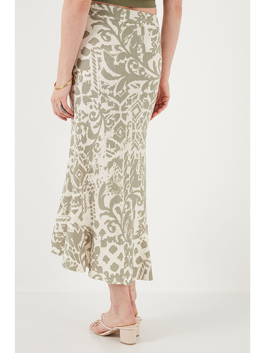 Yeşil Regular Fit Desenli Yüksek Bel Volanlı Midi Boy Yırtmaçlı Etek 5869013-5