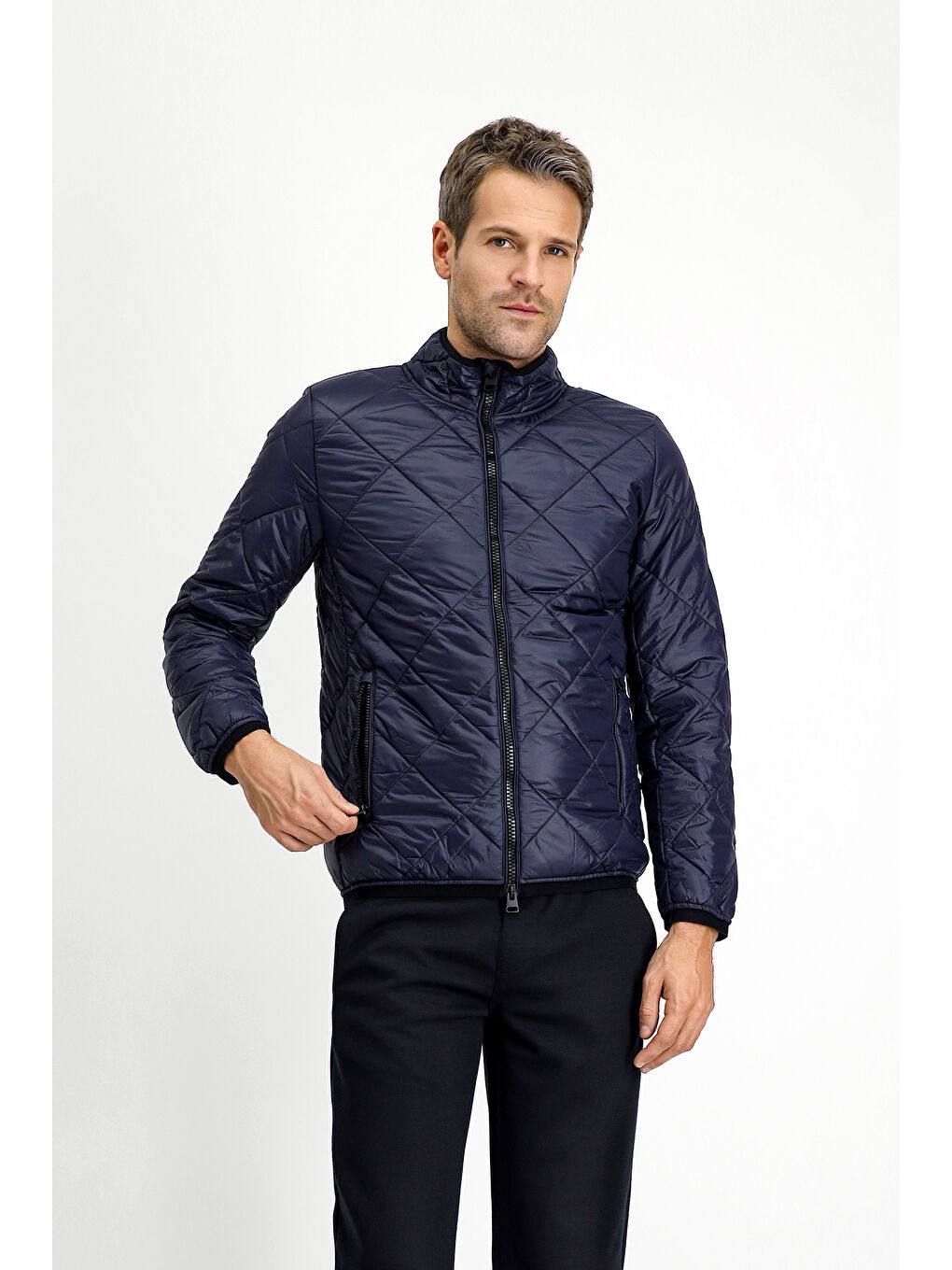 Lacivert Kapitone Spor Şişme Mont