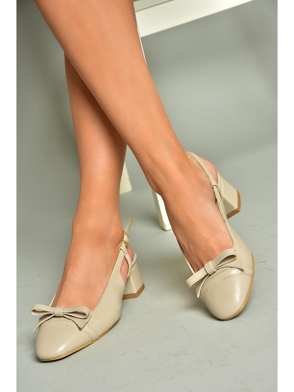 U4047036 Bej Kadın Topuklu Ayakkabı-1