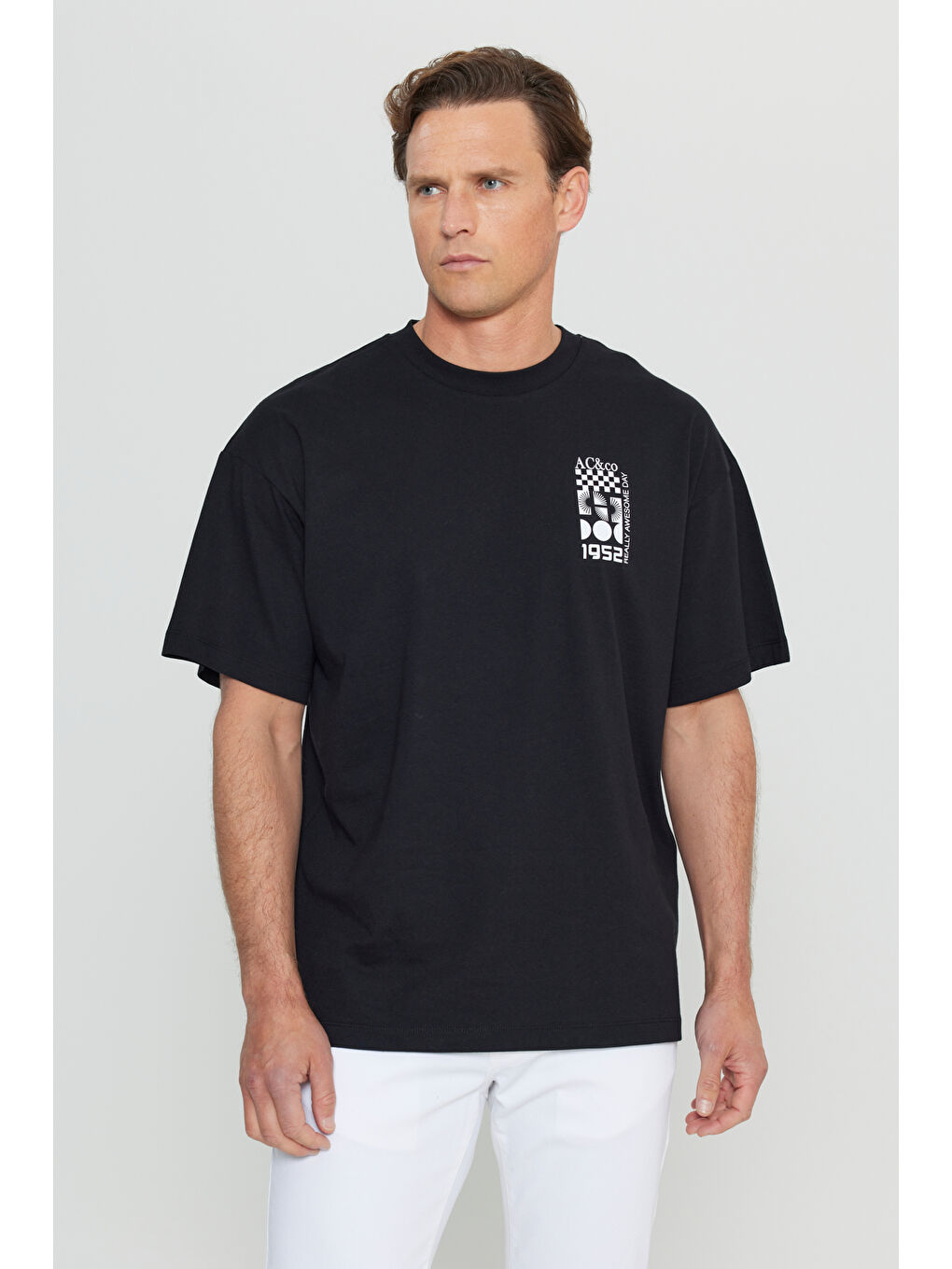 Erkek Siyah %100 Pamuk Oversize Fit Bol Kesim Bisiklet Yaka Baskılı Tişört