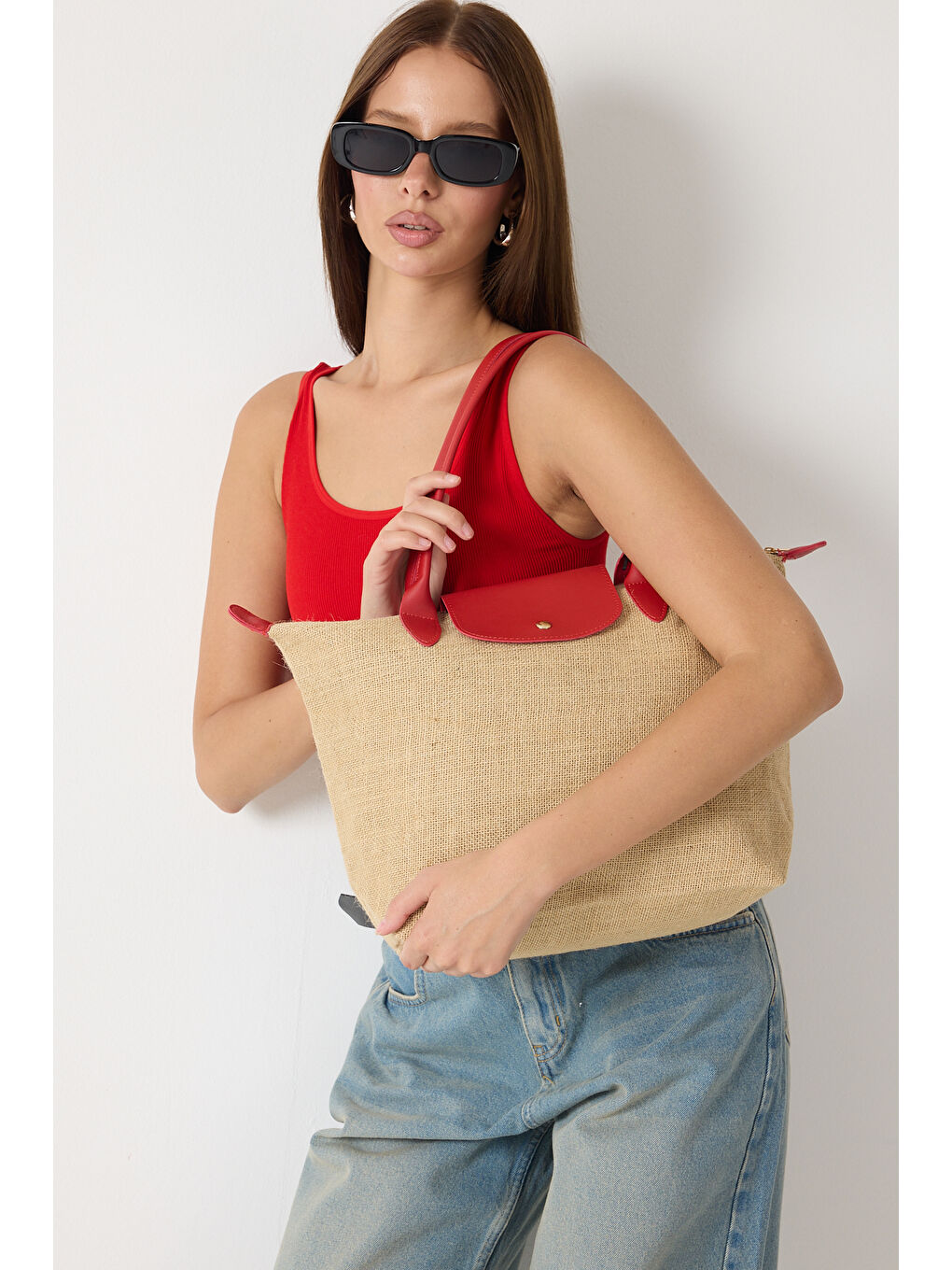 Kadın Kırmızı Orta Boy Askılı Hasır El ve Omuz Çantası