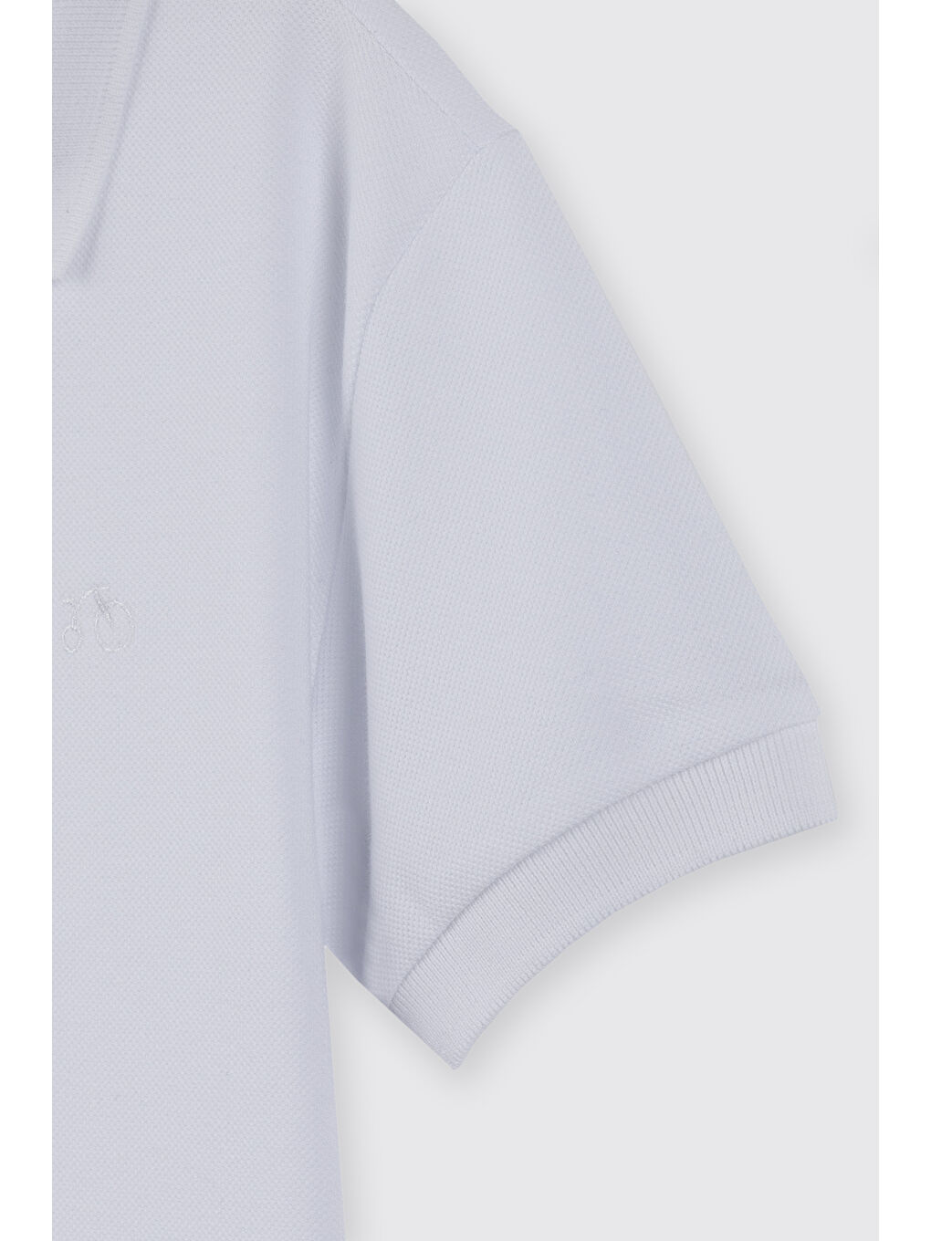 Beyaz Erkek Çocuk Yakalı Kısa Kollu T-Shirt Bej-1