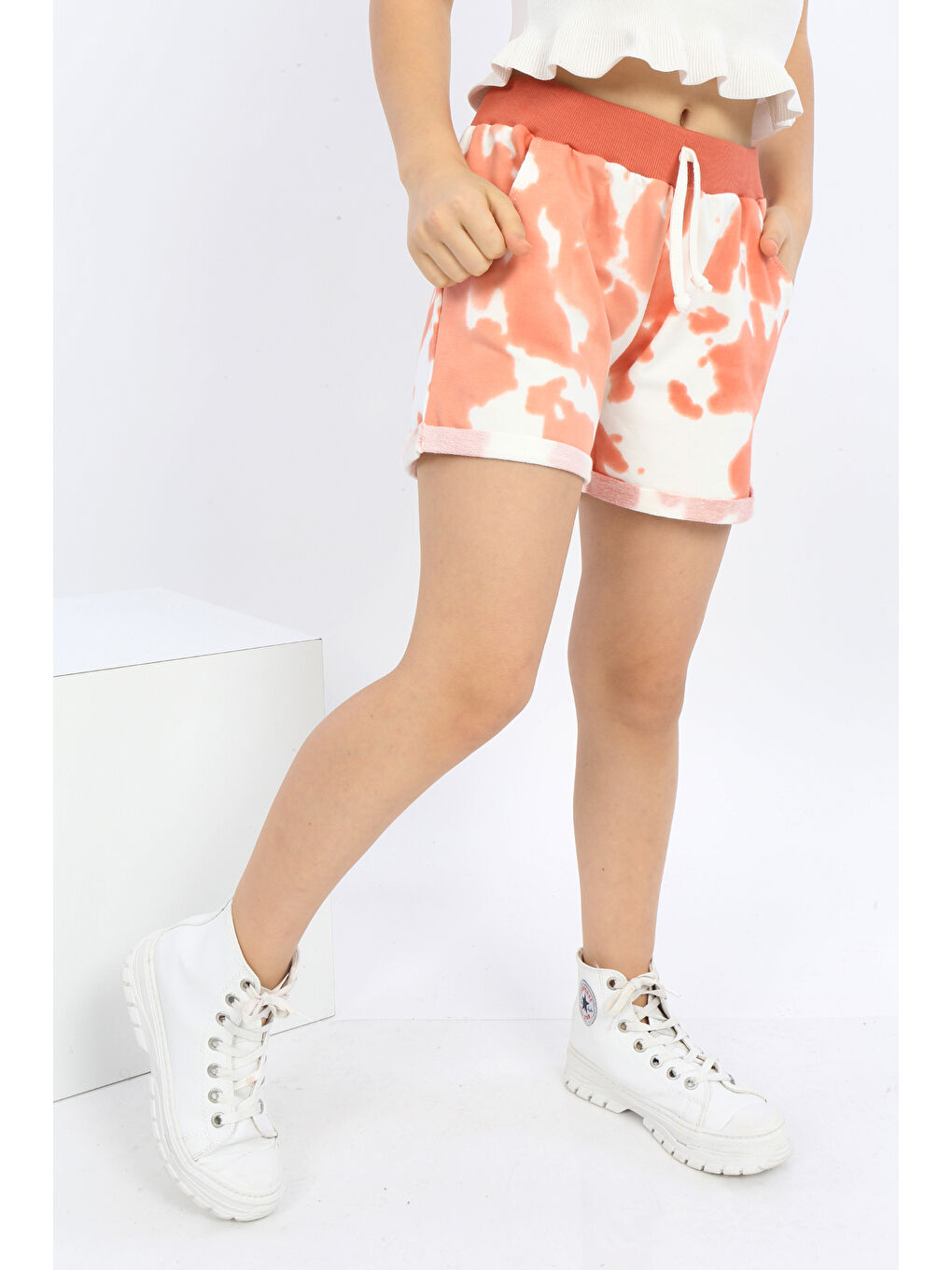 Kahverengi Kız Çocuk Batikli Şort-1