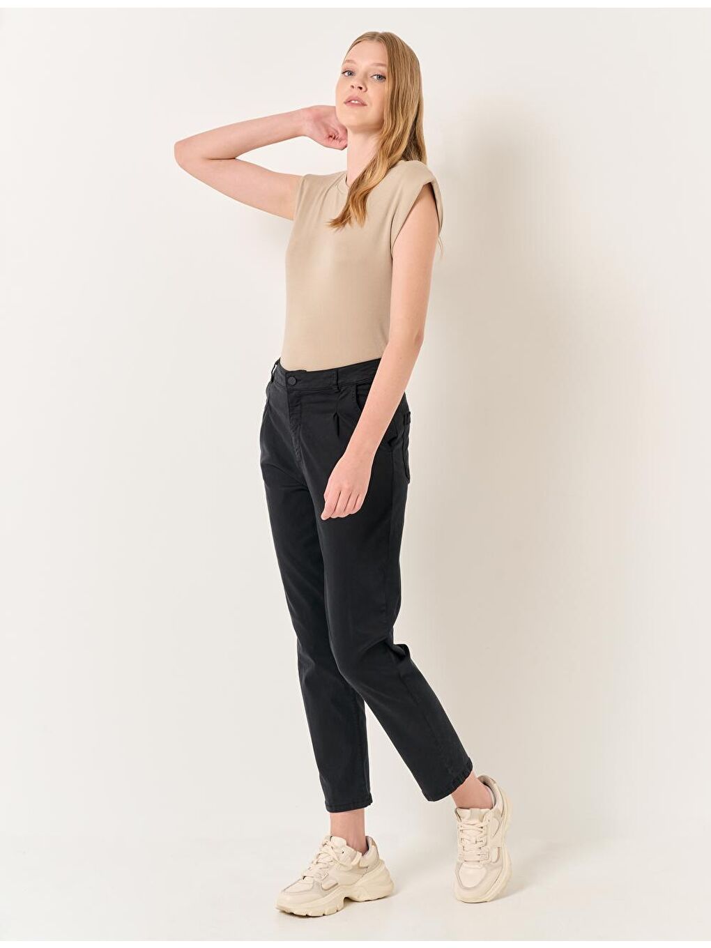 Siyah Normal Bel Düz Paça Gabardin Pantolon-2