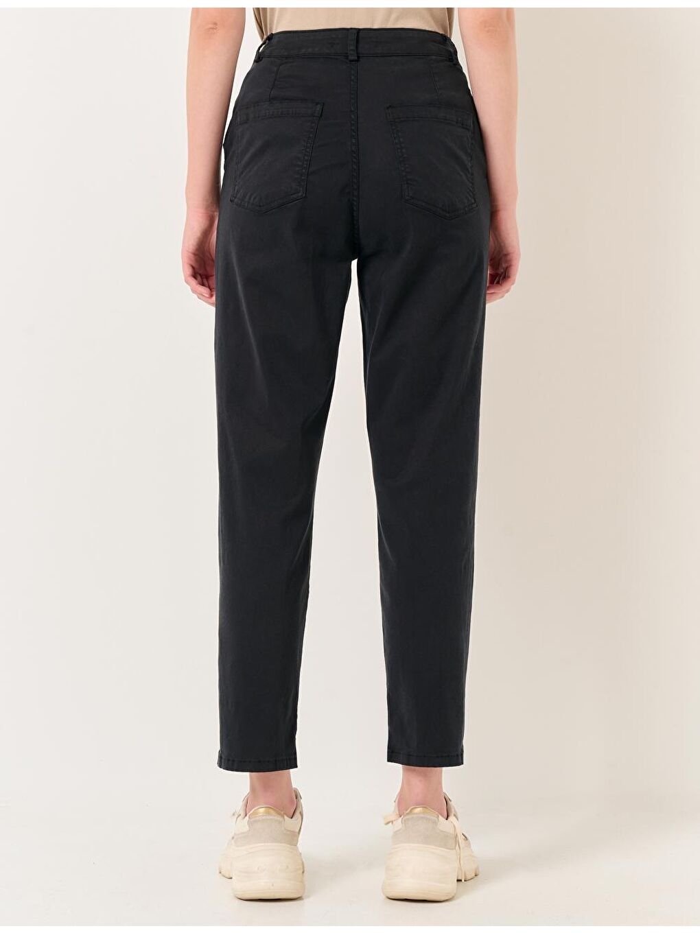 Siyah Normal Bel Düz Paça Gabardin Pantolon-5