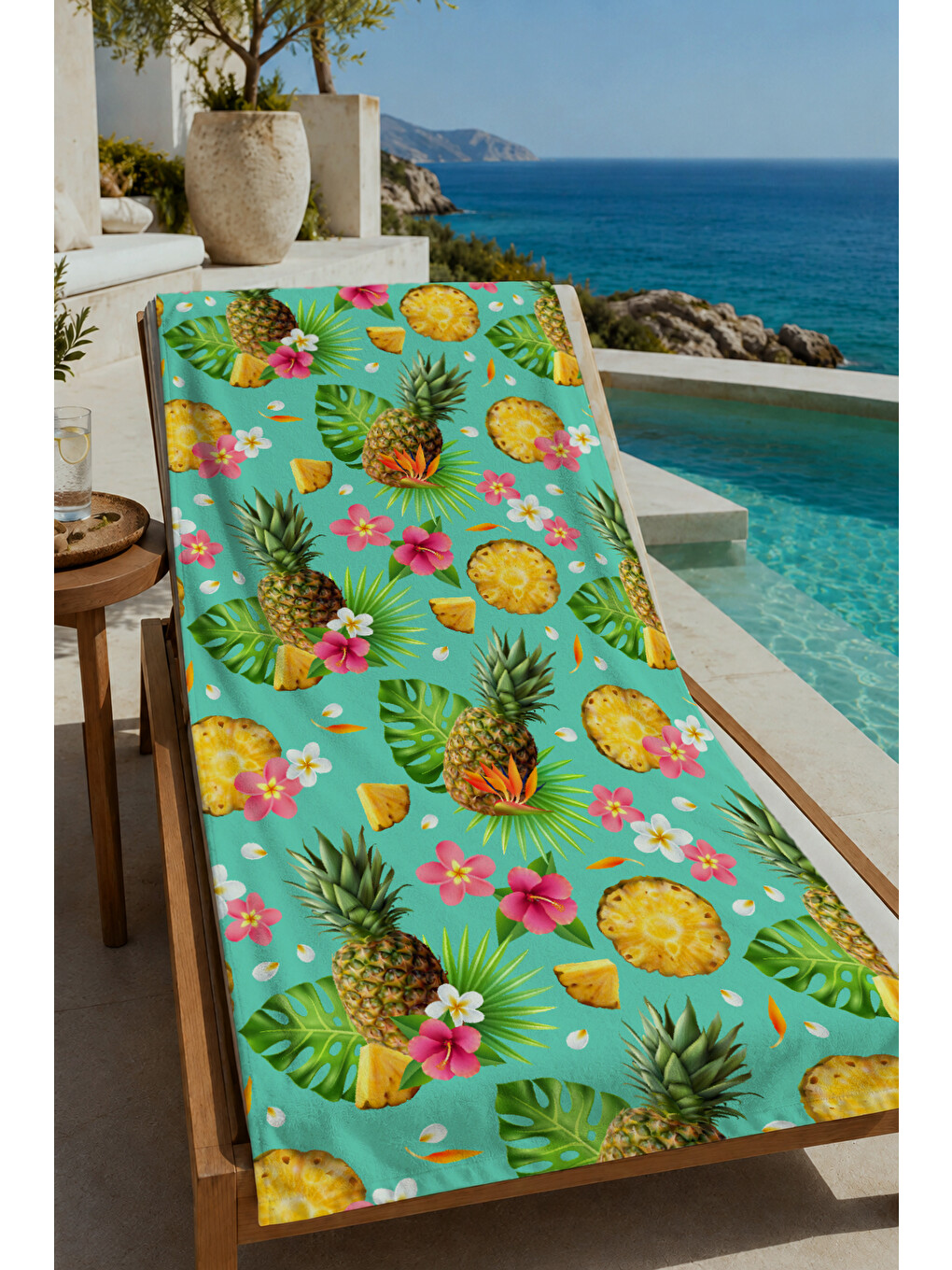 Mint Yeşili Ananas Çiçek Ve Tropikal Yaprak Desenli 70x150 Cm Dijital Baskılı Plaj Ve Banyo Havlusu