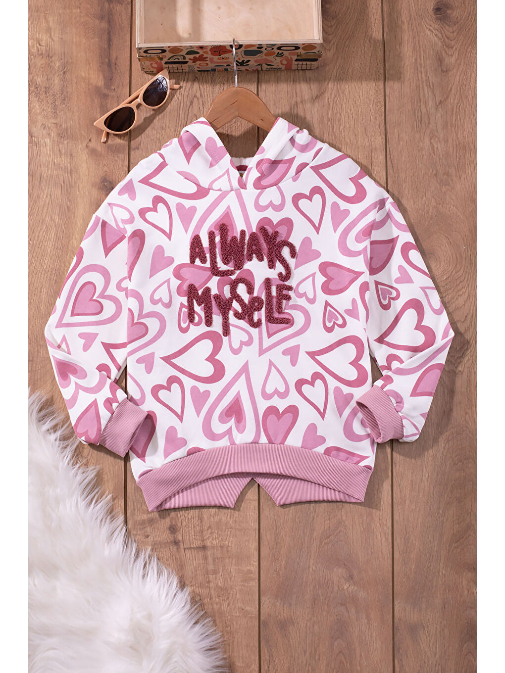 Cansın Mini Pembe Kalp Desenli Pelüş Detaylı Kız Çocuk Kapüşonlu Sweatshirt 19650