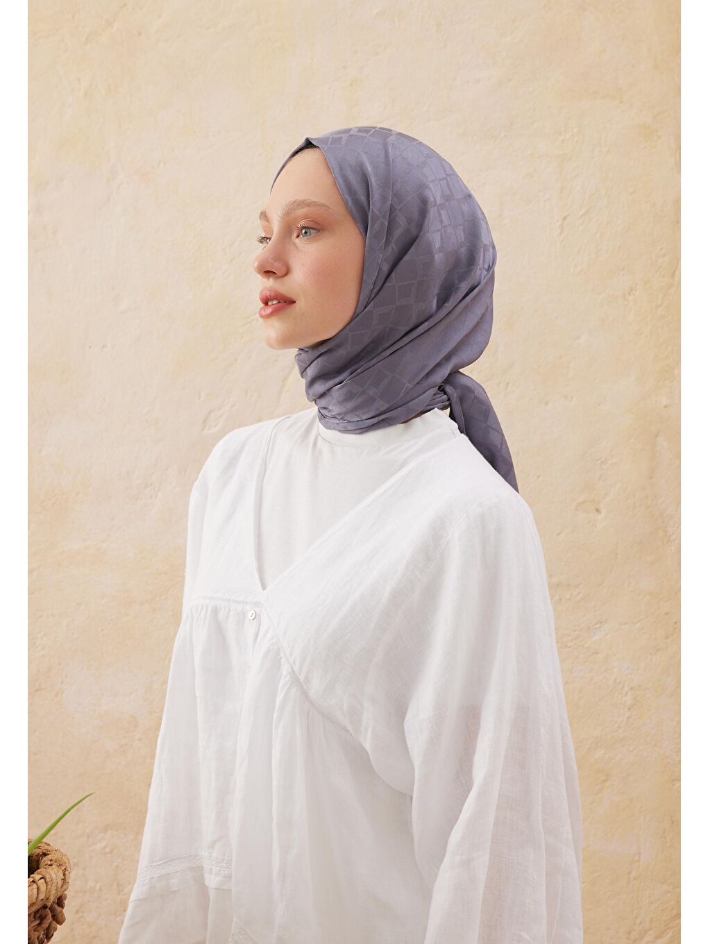 Gri Dıamond Jakarlı Şal Füme-2