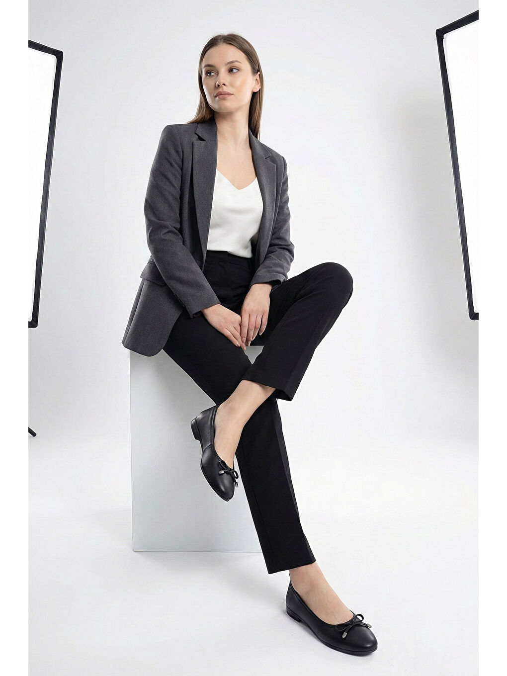 Siyah Kadın SİYAH Fiyonklu Hakiki Deri Babet-2