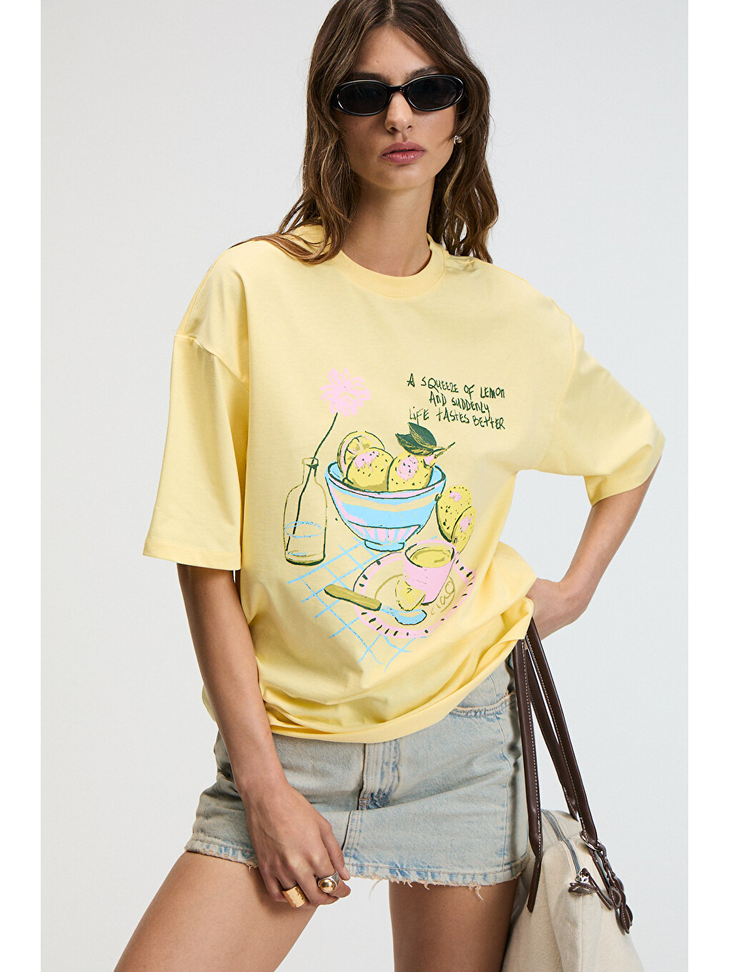 Sarı NITZA Kadın %100 Pamuk Oversize Bisiklet Yaka SARI T-Shirt-1