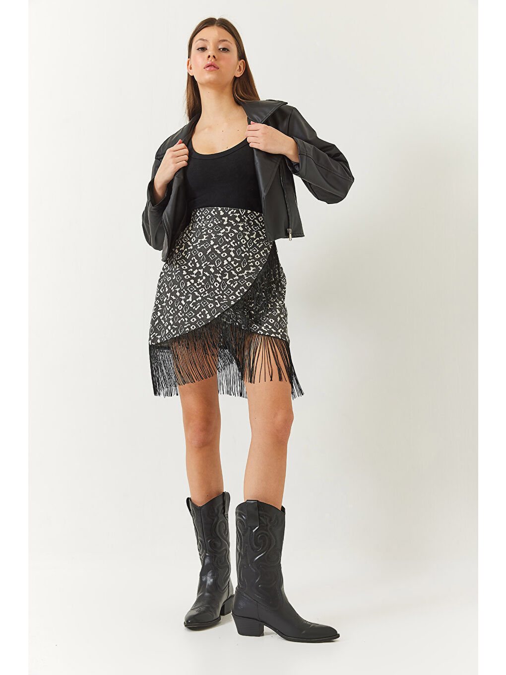 Antrasit Kadın Anvelop Detaylı Desenli Püsküllü Etek DE-3