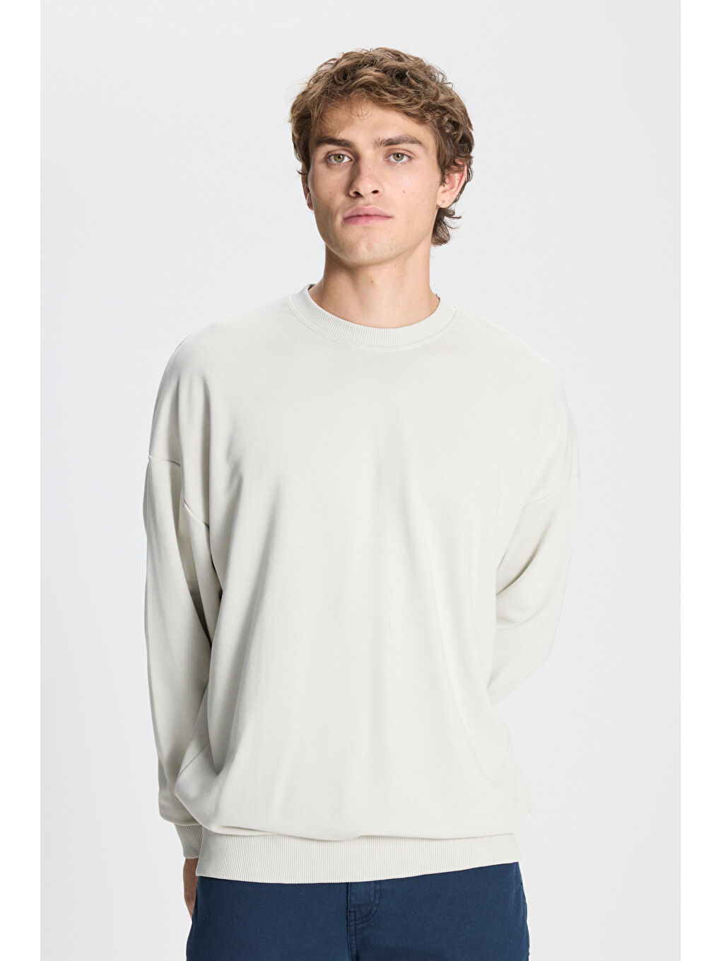 Erkek Bej Oversize Bol Kesim 3 İplik Bisiklet Yaka Pamuklu Sweatshirt