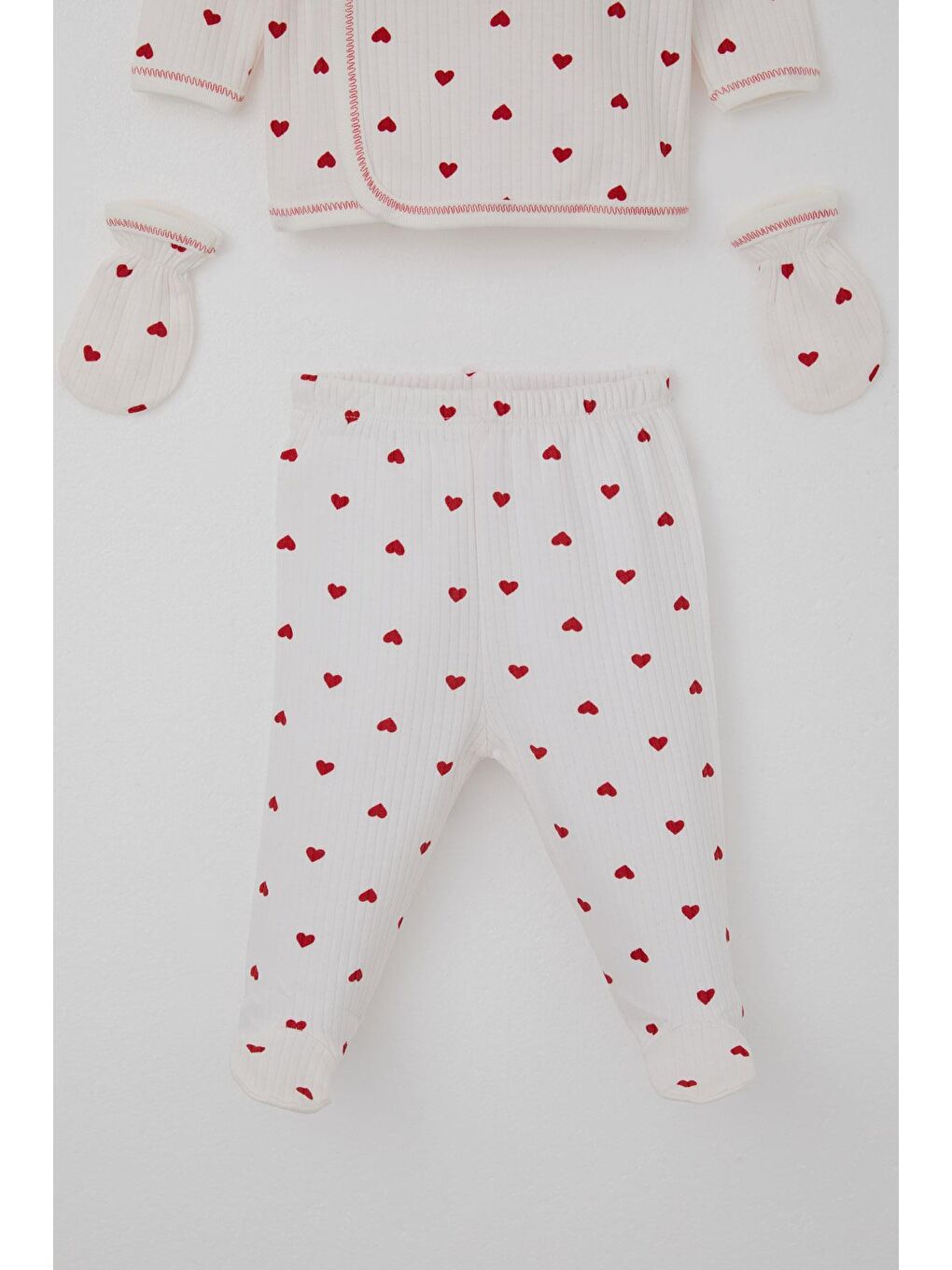 Kız Bebek Hastane Çıkışı 5 Li Kalp Desenli Ekru (0-3 Ay)-3