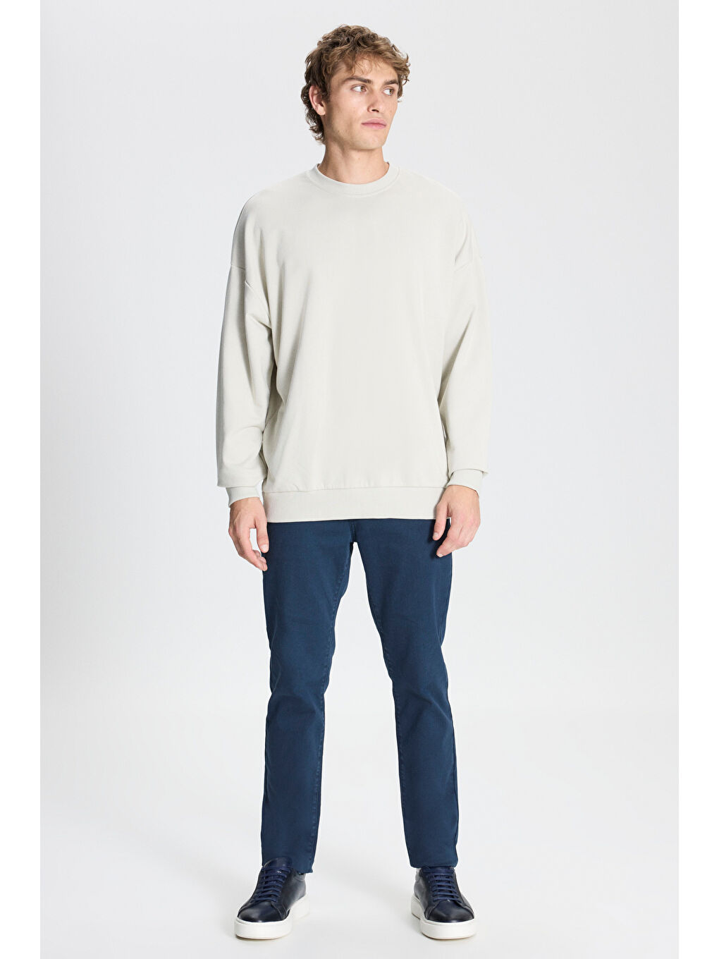 Erkek Bej Oversize Bol Kesim 3 İplik Bisiklet Yaka Pamuklu Sweatshirt-1