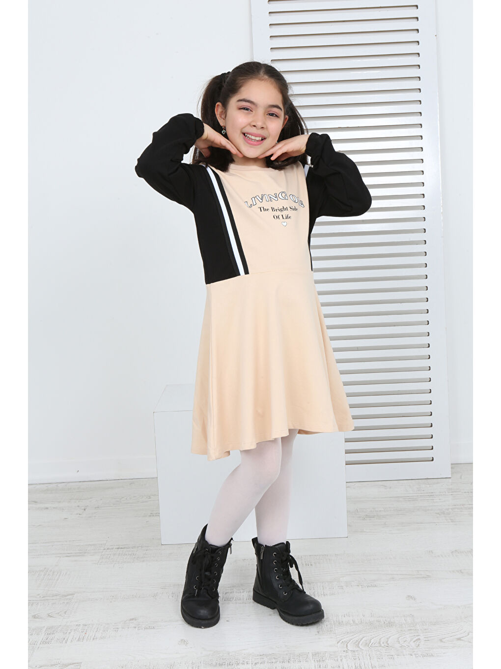 Bej Kız Çocuk Garni Detaylı Baskılı Elbise-4