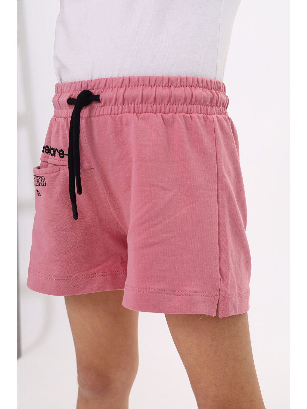 Pembe Kız Çocuk Nakışlı Şort-4