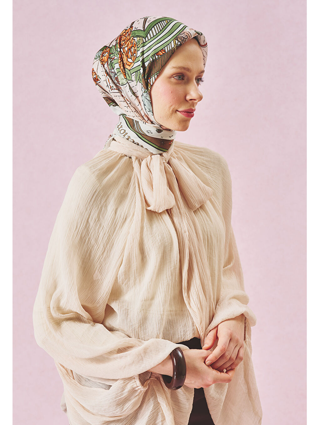 Karışık BEAUTY AND THE BEAST DESEN FLOŞ VİSKON EŞARP CLAY BROWN-1