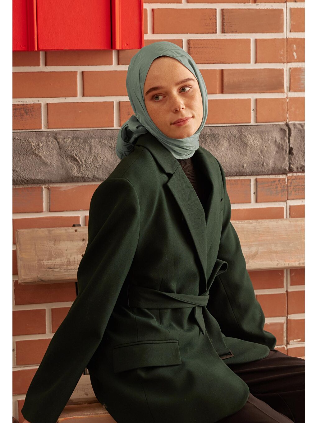 Yeşil Porto Jakarlı Şal Mint