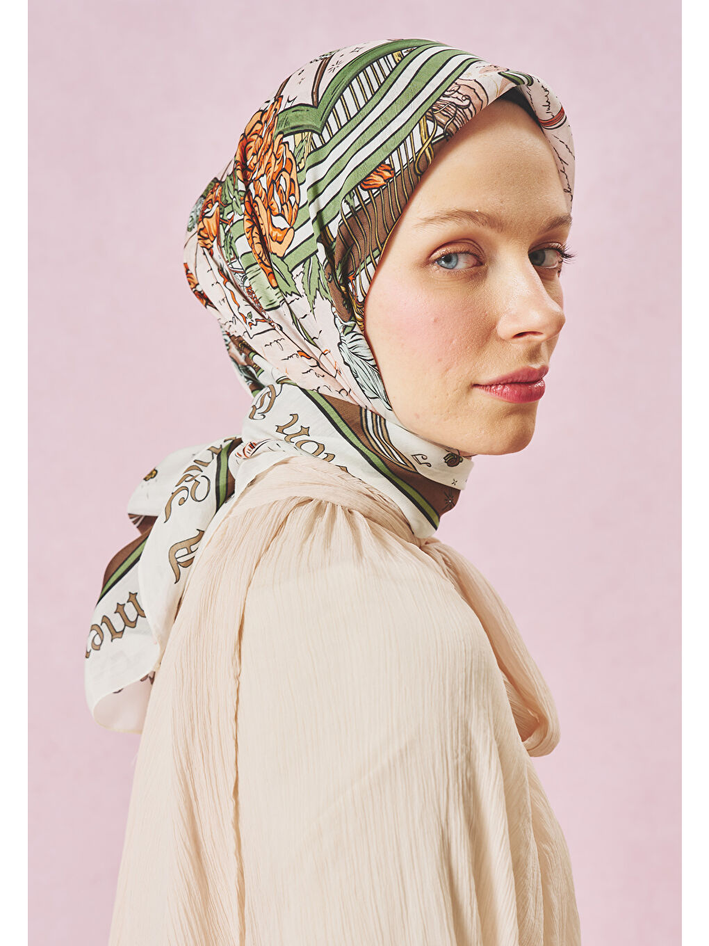 Karışık BEAUTY AND THE BEAST DESEN FLOŞ VİSKON EŞARP CLAY BROWN-2