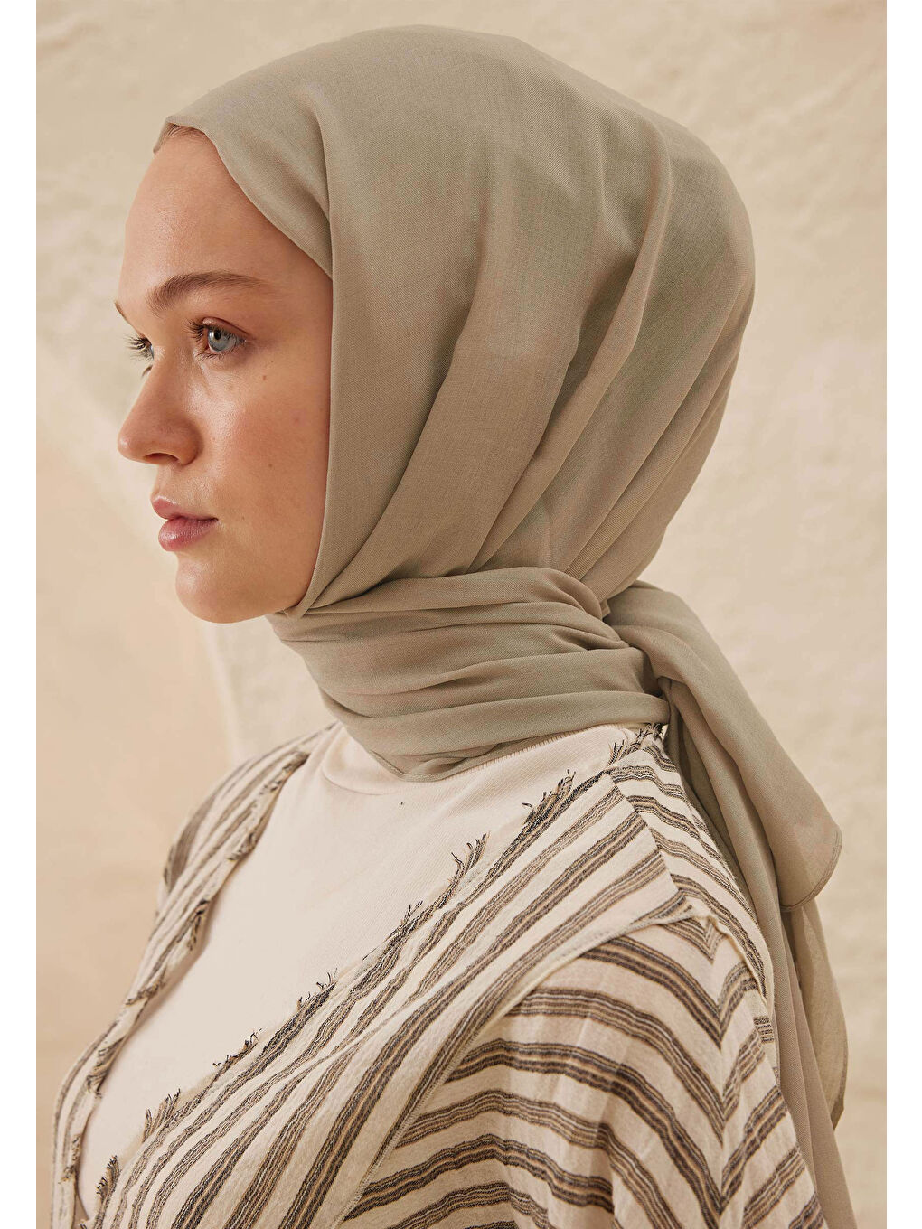 Rami Viskon Şal Koyu Bej-3