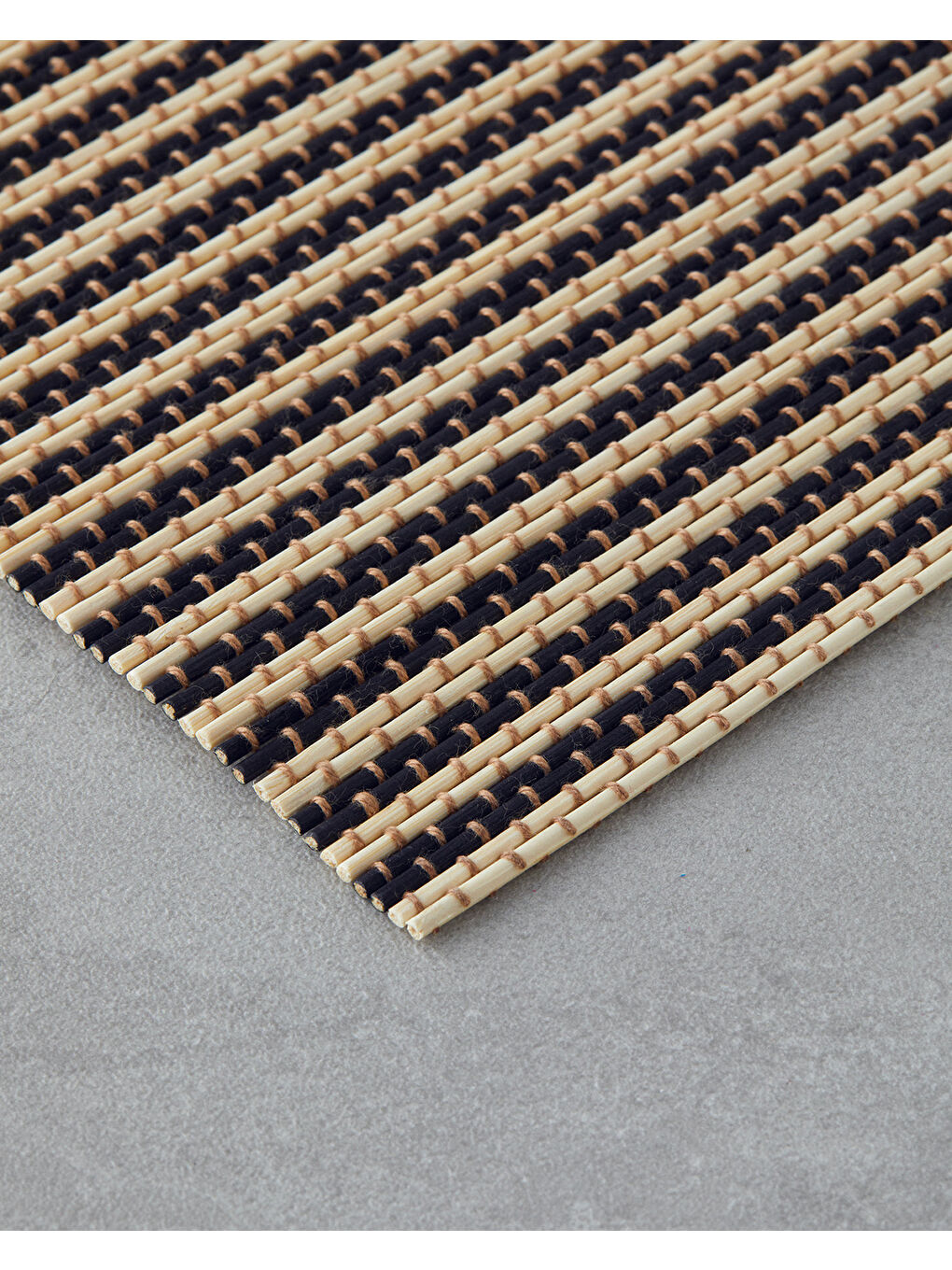 Serene Bambu 4'lü Amerikan Servis 30x45 cm Siyah-Krem-1