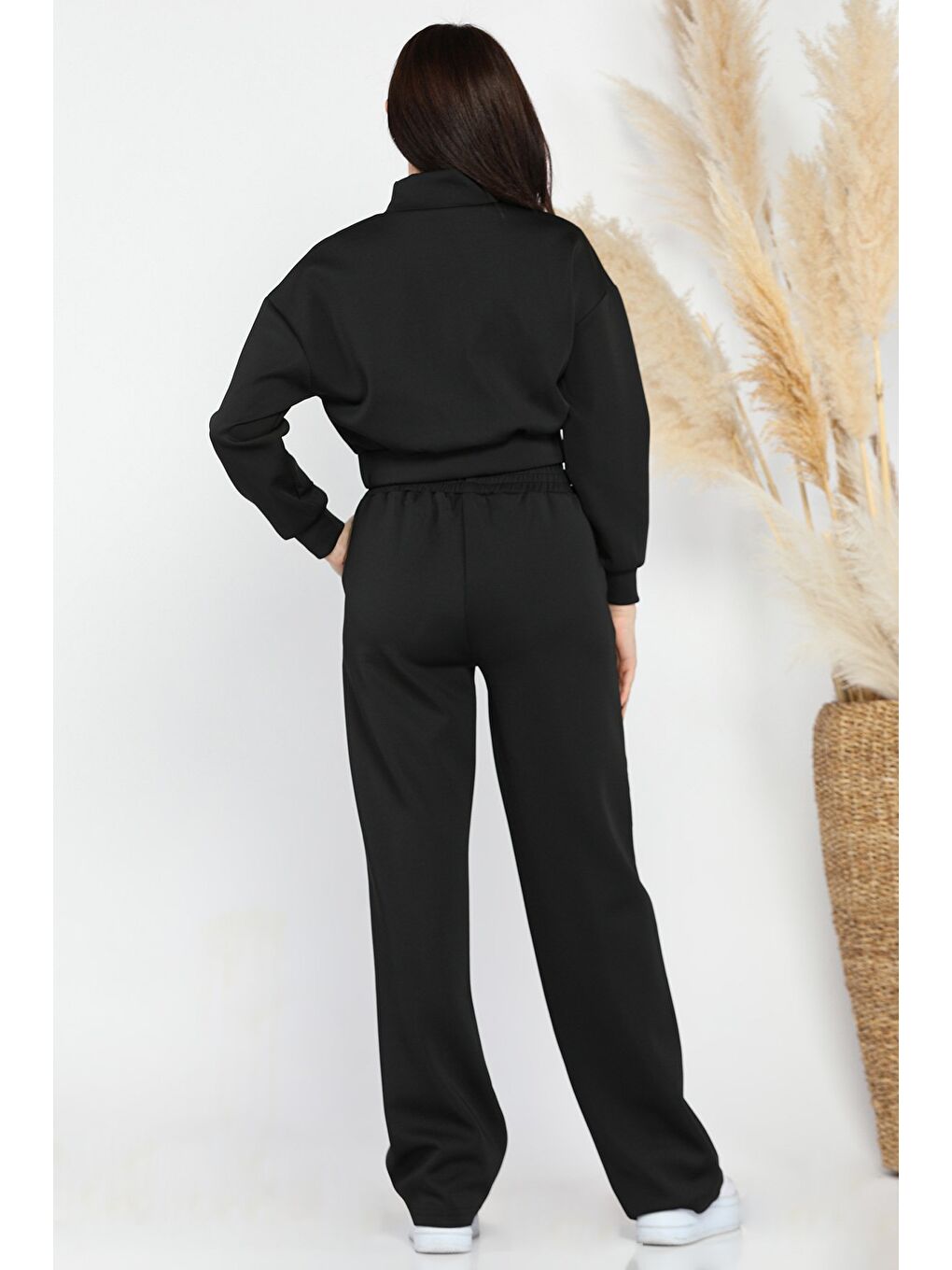 Siyah Kadın Scuba Kumaş Kabartma Yazı Baskılı Crop Top Eşofman Takımı-2