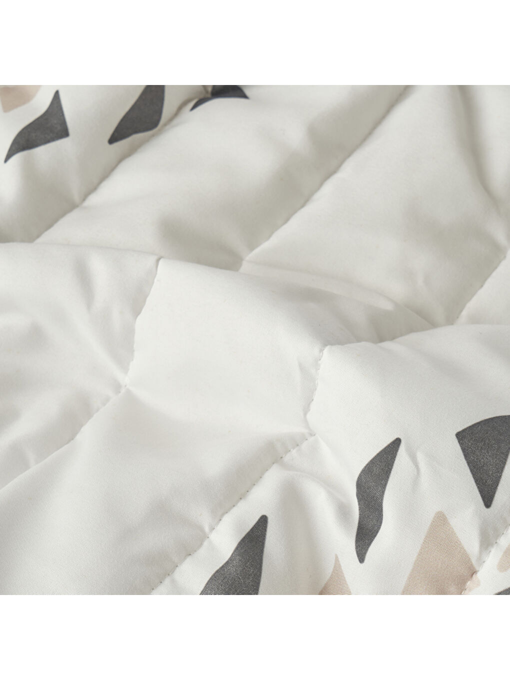 Karışık Nora Kapitoneli Çok Amaçlı Çift Kişilik Yatak Örtüsü Seti (240x220 cm)-6