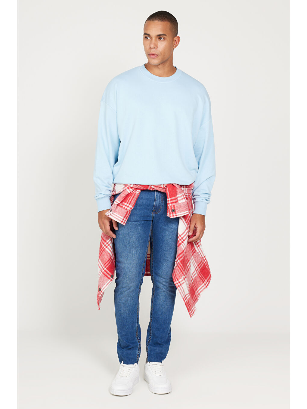 Erkek Açık Mavi Oversize Bol Kesim 3 İplik Bisiklet Yaka Pamuklu Sweatshirt-1