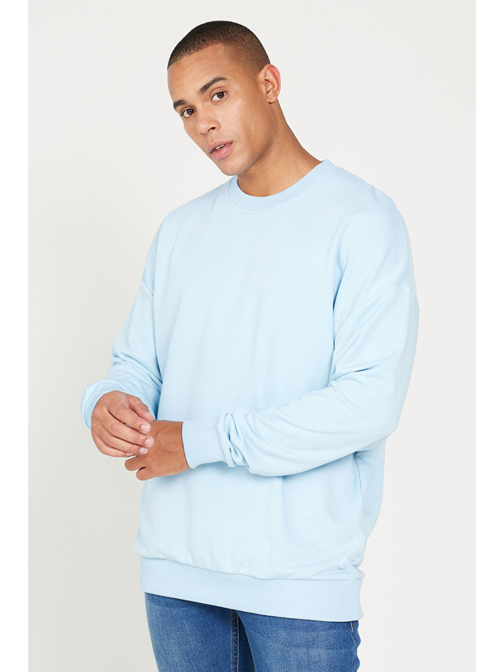 Erkek Açık Mavi Oversize Bol Kesim 3 İplik Bisiklet Yaka Pamuklu Sweatshirt-3