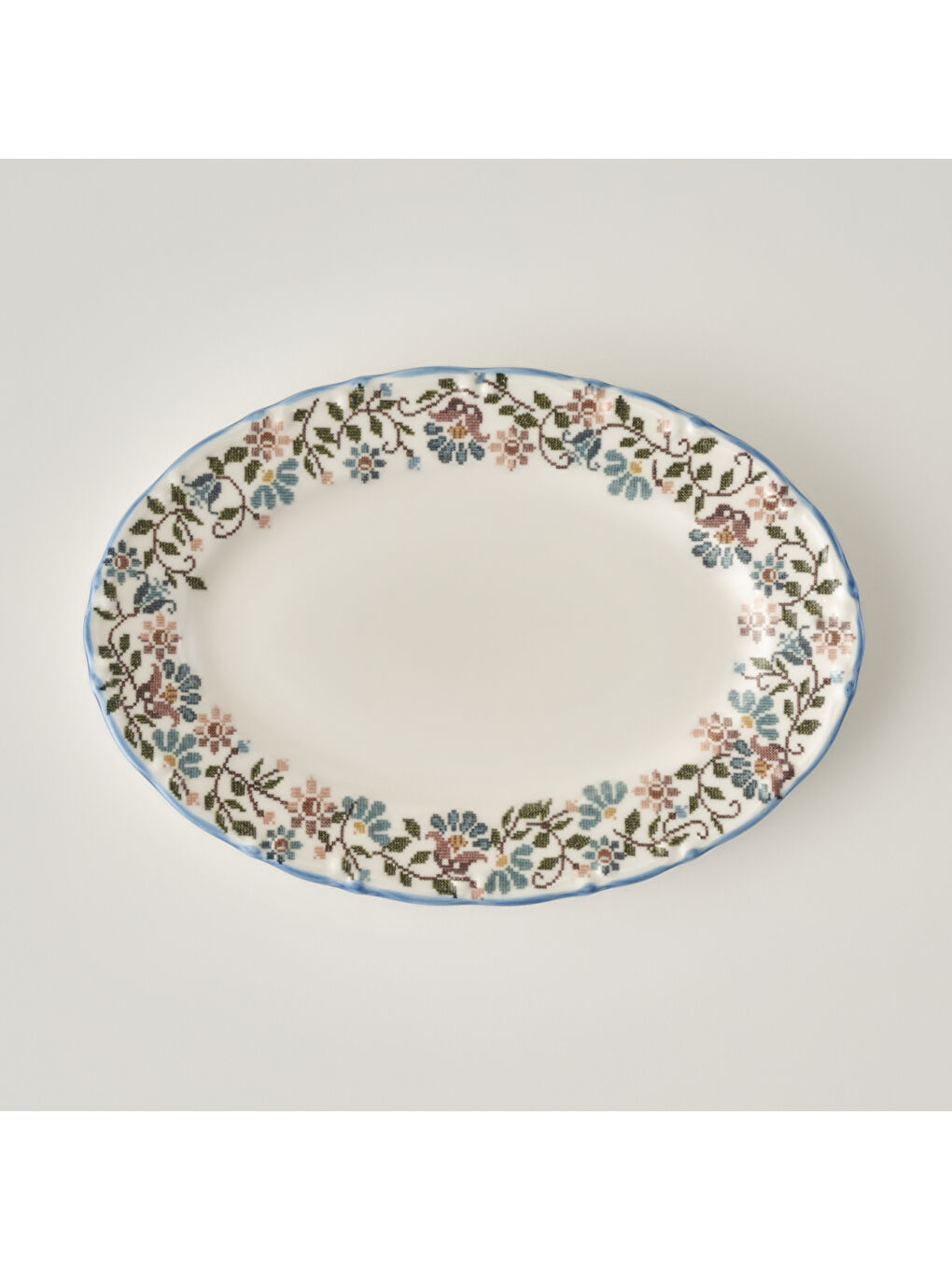 Karışık Vintage Porselen Bordürlü Kayık Tabak (25 cm)