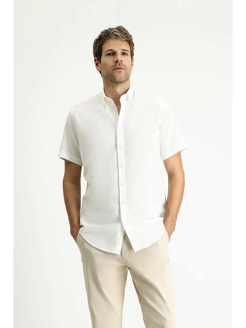 Beyaz Kısa Kol Regular Fit Spor Pamuk Düğmeli Yaka %100 Pamuk Gömlek-2