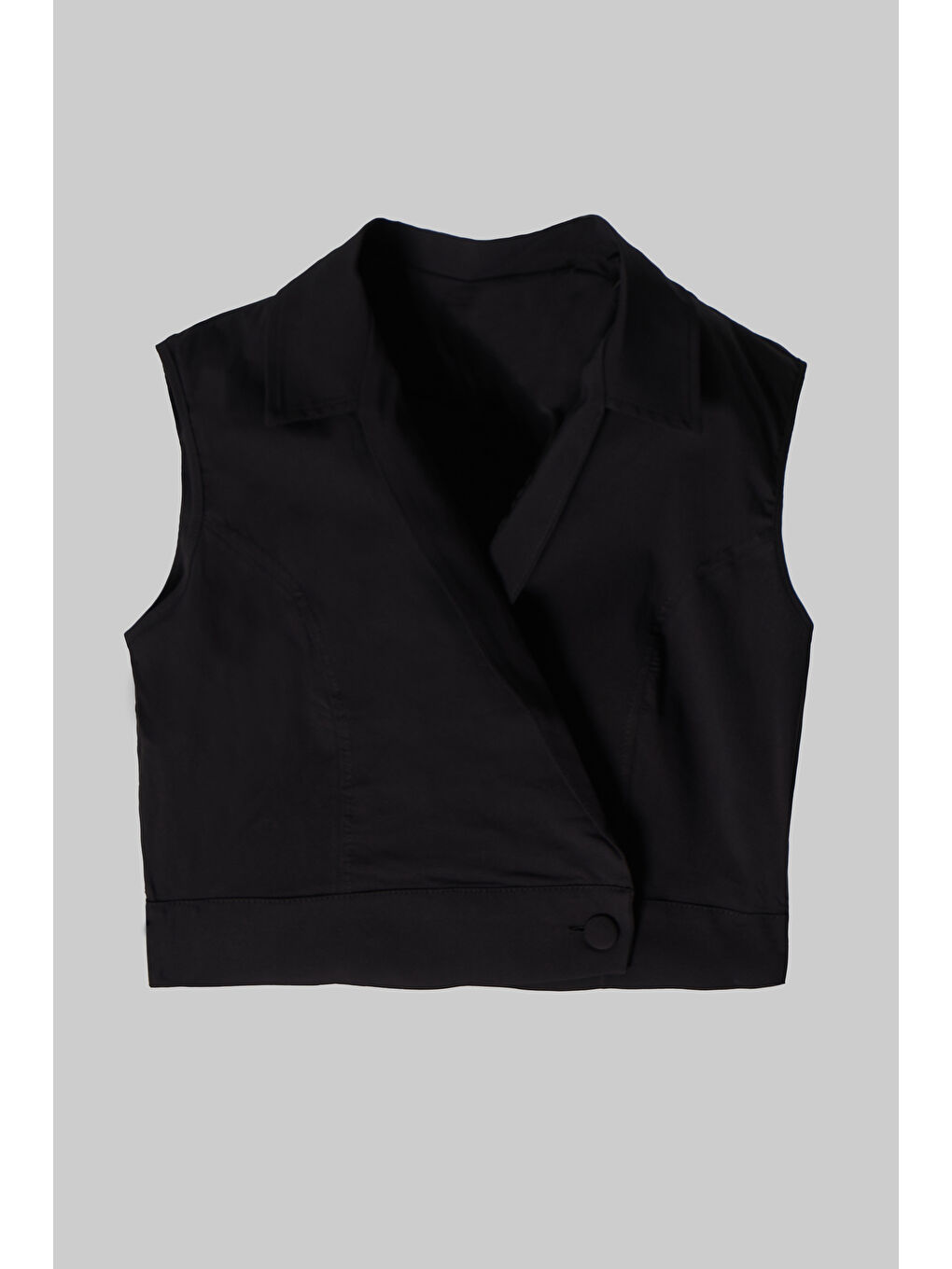 Kadın Siyah Renk Sıfır Kol Yakalı Kemeri Lastlikli Crop Tasarım Gömlek-1