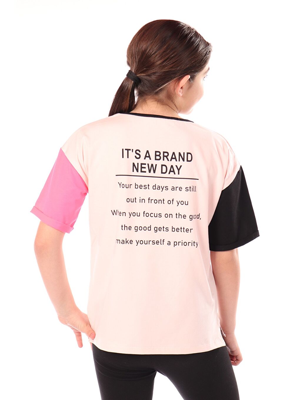 Pembe Kız Çocuk Nakışlı Tişört-1