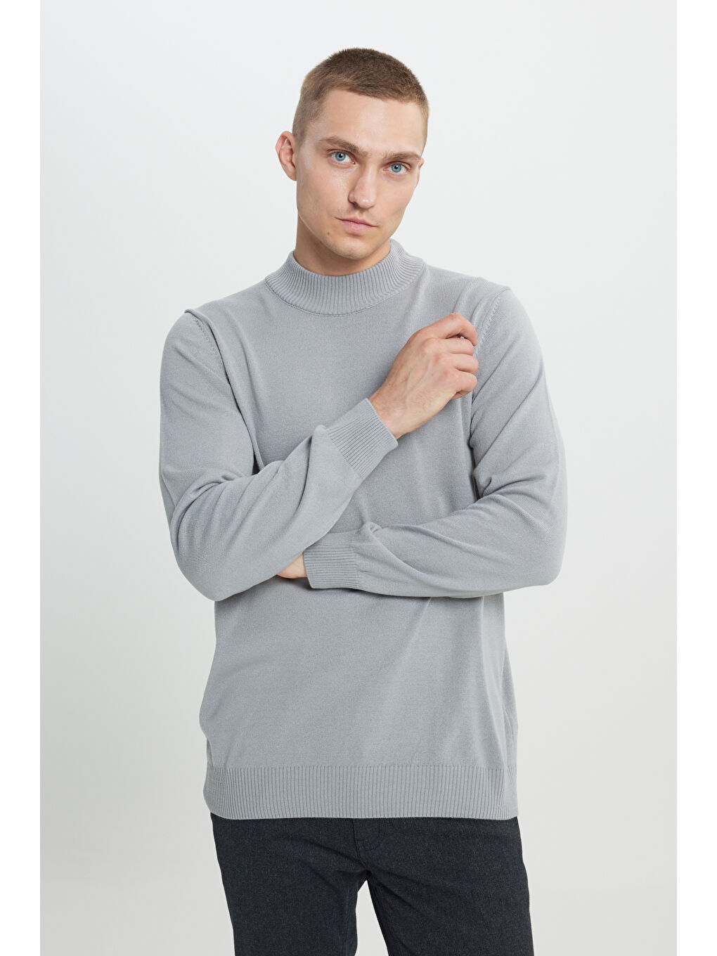 Erkek Gri Melanj Tüylenme Yapmayan Anti-Pilling Standart Fit Yarım Balıkçı Yaka Triko Kazak-2