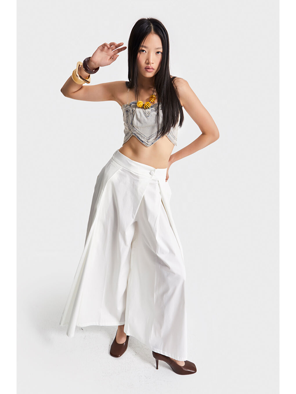 Kadın Ekru Renk Süper Palazzo Fit Özel Kumaş Pileli Tasarım Pantolon-3