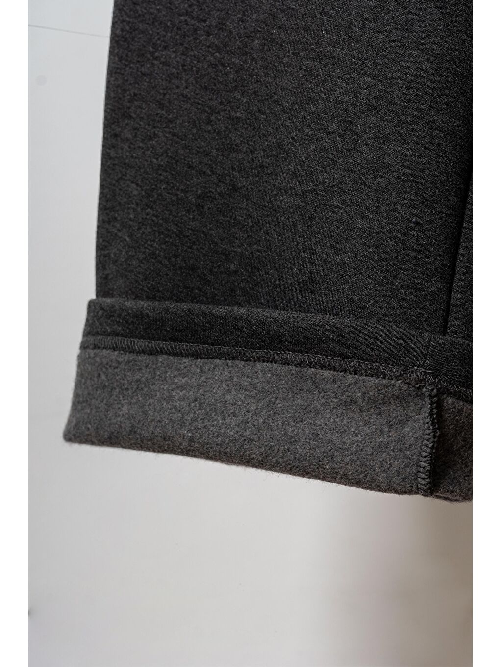 Antrasit 3 İp Çiçek Nakışlı Kız Çocuk Eşofman Altı-3