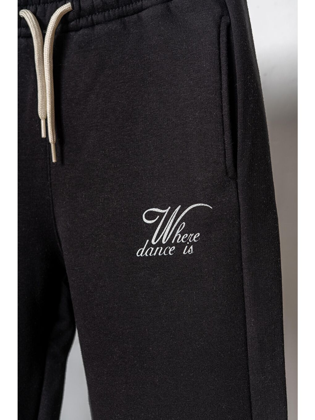 Siyah 3 İp Where Dance İs Baskılı Kız Çocuk Eşofman Altı-1