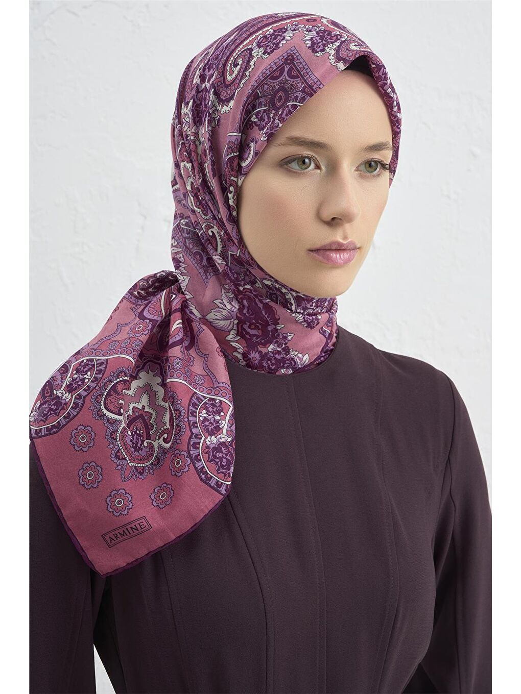 Pembe Çiçek Eşarp 48 57-3