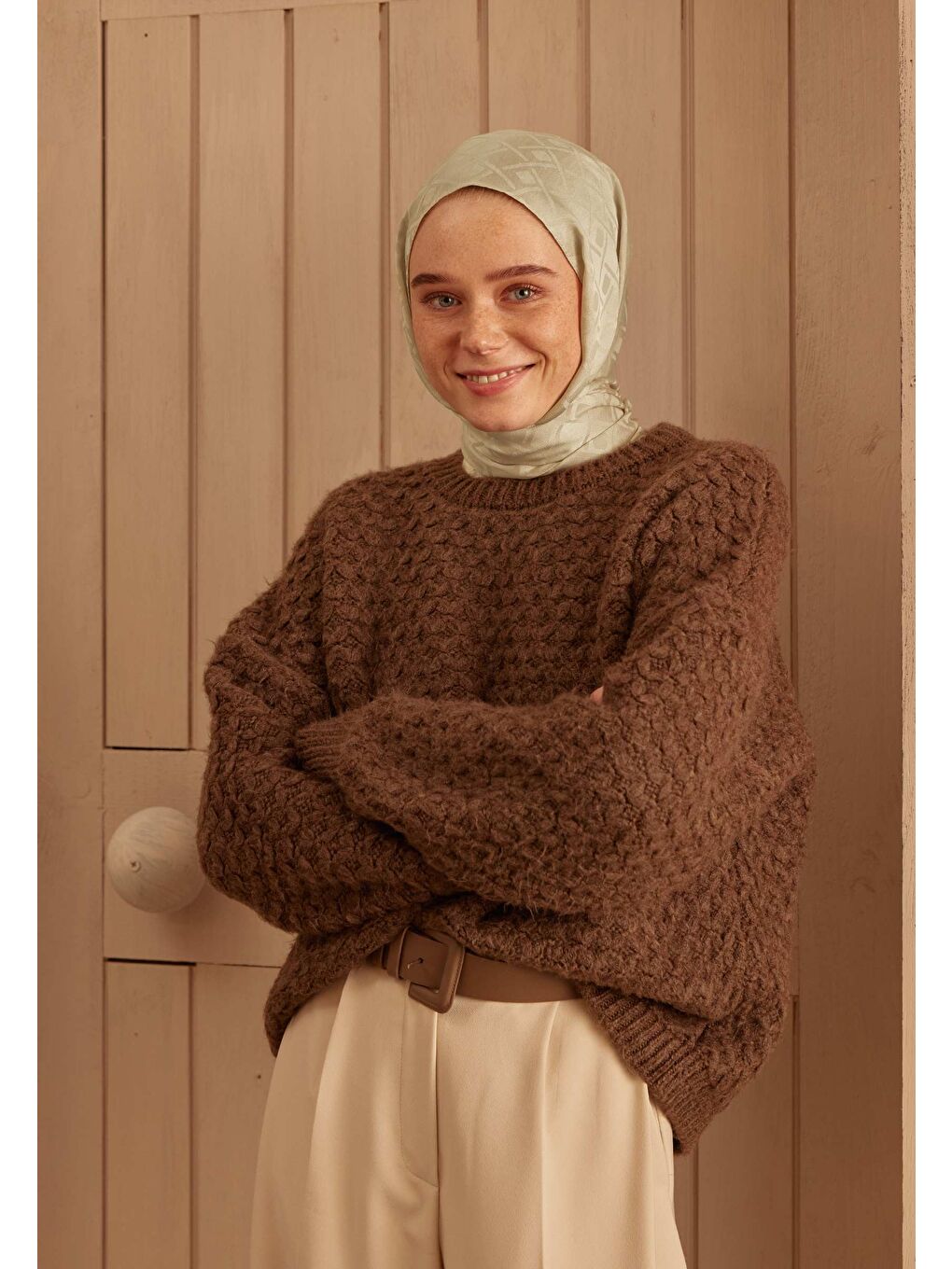 Bej Porto Jakarlı Şal Taş