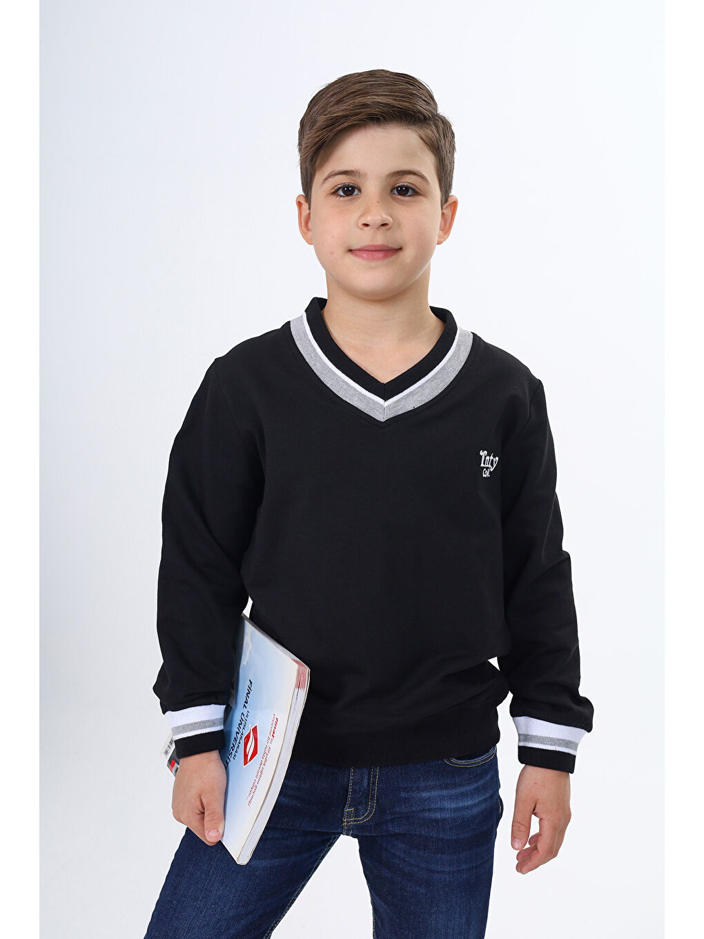 Siyah Erkek Çocuk Okul Nakışlı Sweatshirt