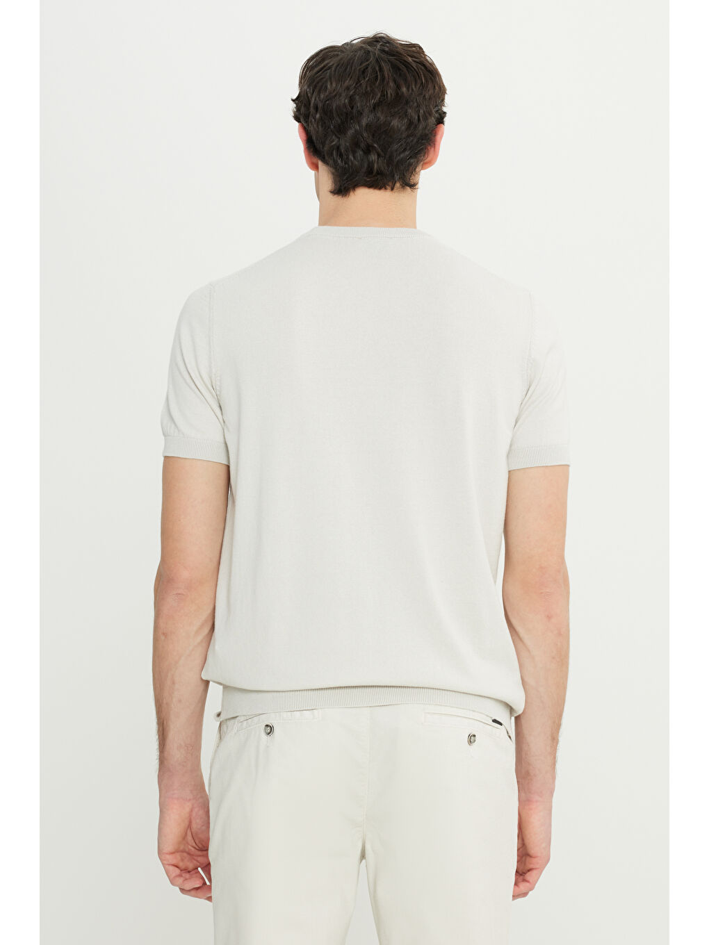 Erkek Açık Gri %100 Pamuk Standart Fit Normal Kesim Bisiklet Yaka Jakarlı Triko Tişört-4
