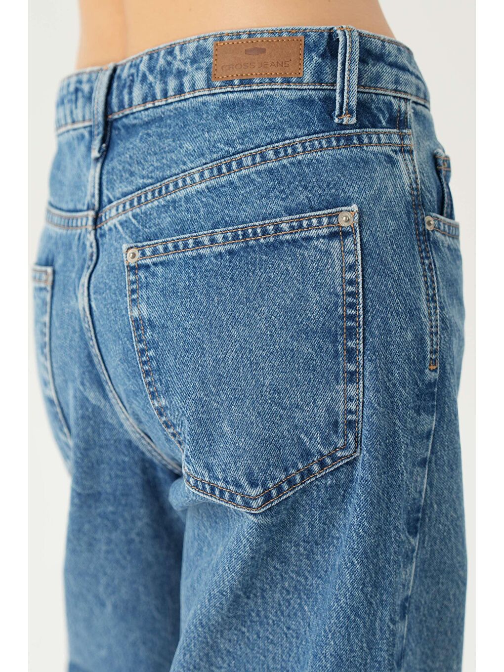 CROSS JEANS Orta Mavi Weslie Orta Mavi Yüksek Bel Patı Fermuarlı Wideleg Jean Pantolon C 4530-106 - 4