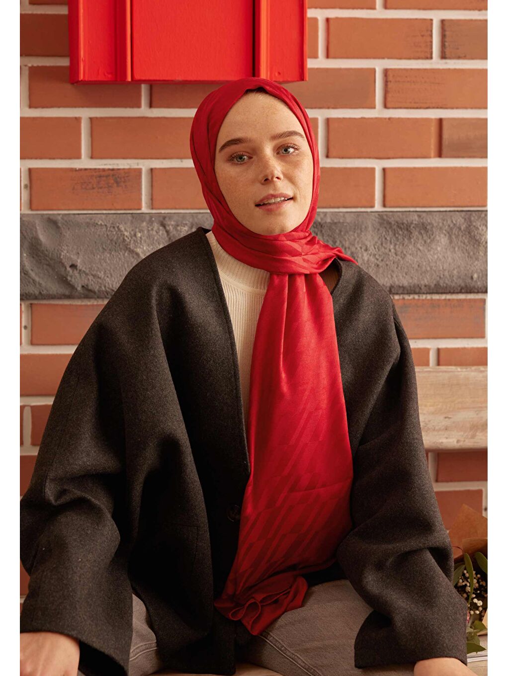 Dublın Jakarlı Şal Kırmızı