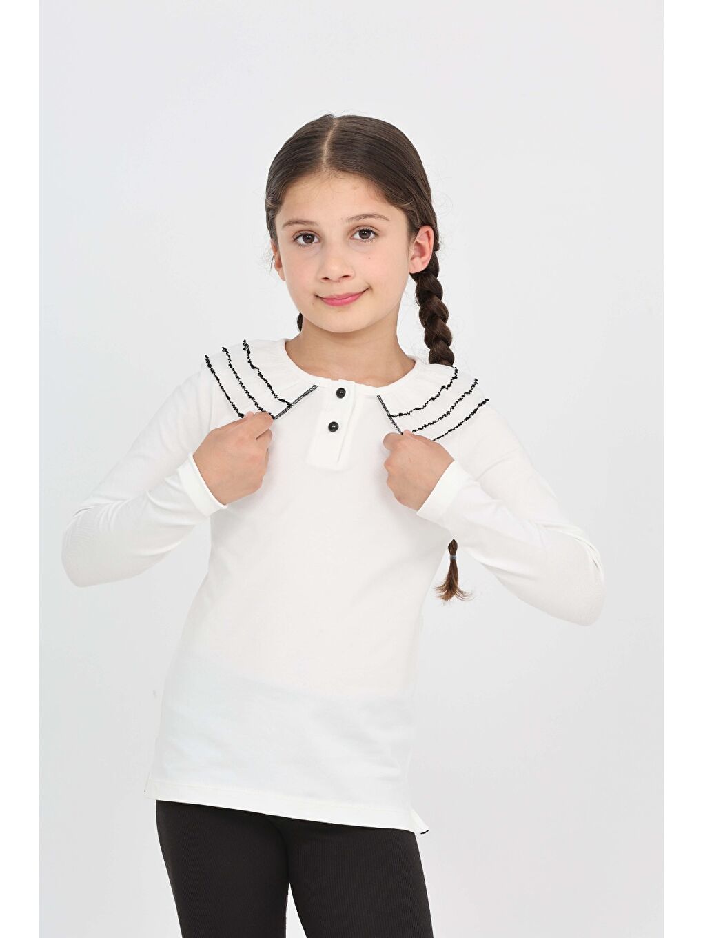 Ekru Kız Çocuk Okul Yakası Güpürlü Tişört-1