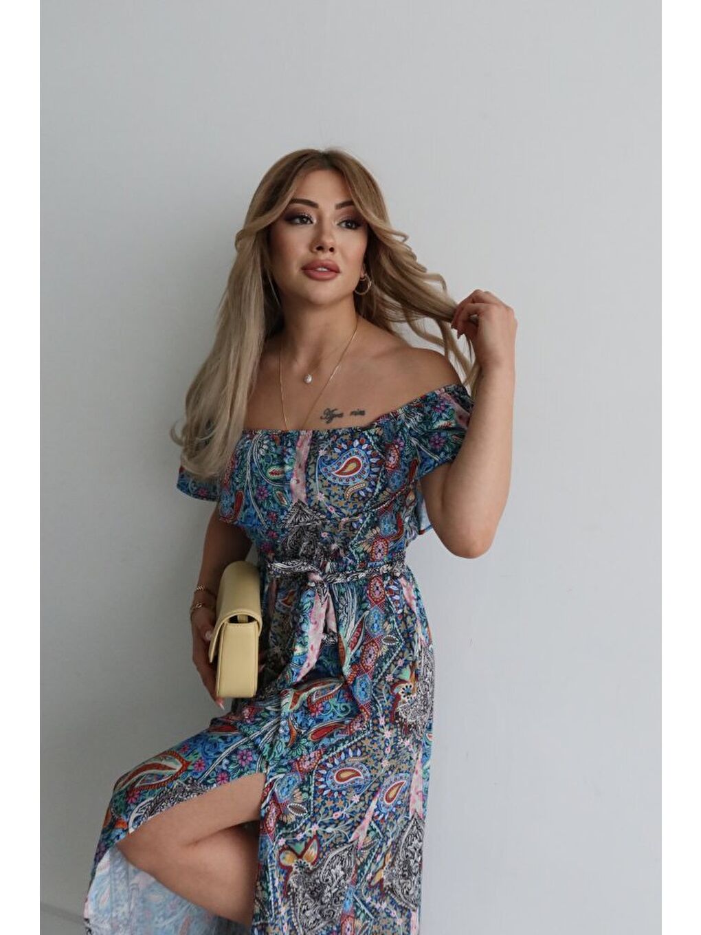 Mavi Kadın Kısa Kollu Madonna Yaka Fırfırlı Belden Yırtmaçlı Maksi Süprem Elbise-2